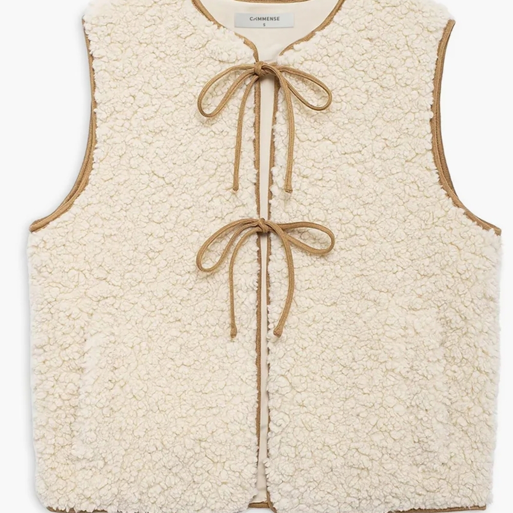 NWT Commense Cream Sherpa Vest with Tan Trim